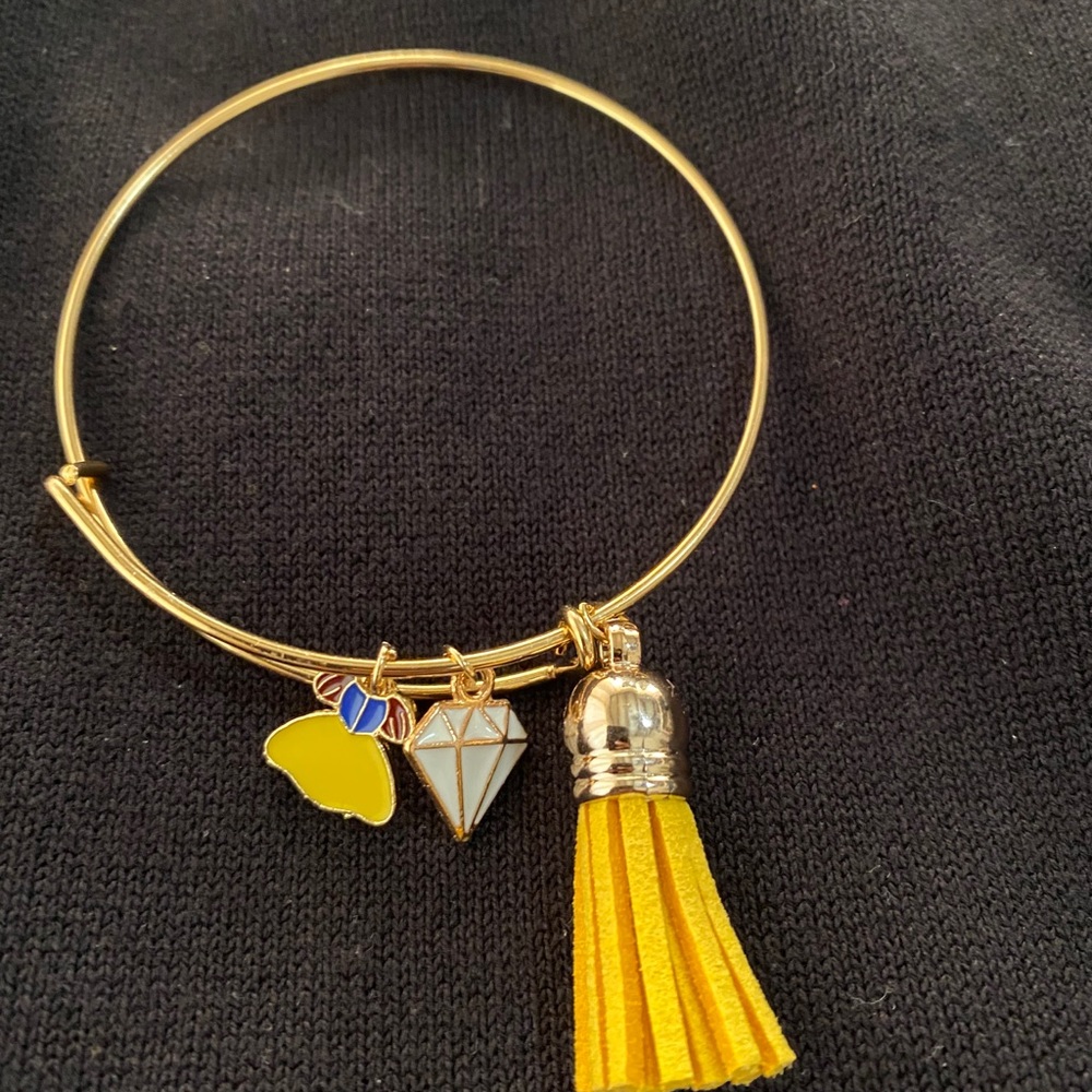 🟡Gold/Yellow 🟨 Charm Bangle🟡